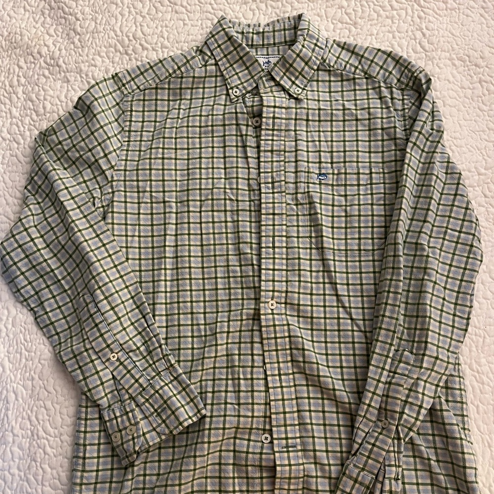 Southern Tide Button Down Small